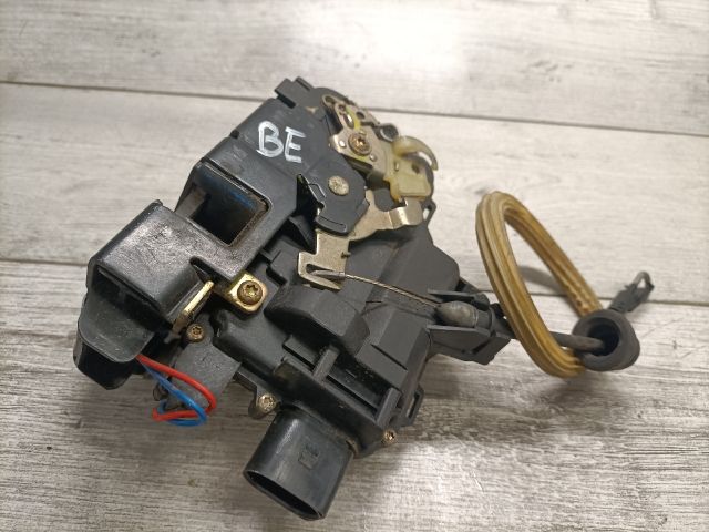 bontott SEAT TOLEDO Bal első Ajtózár