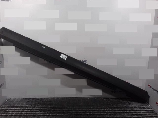 bontott SEAT TOLEDO Bal első Küszöb Díszléc