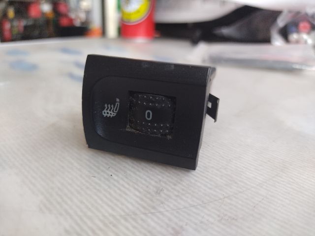 bontott SEAT TOLEDO Bal első Ülésfűtés Kapcsoló