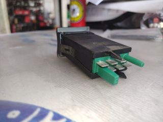 bontott SEAT TOLEDO Bal első Ülésfűtés Kapcsoló