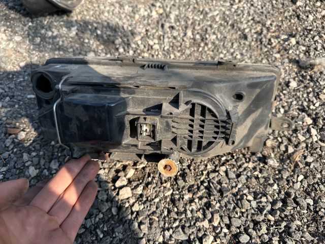 bontott SEAT TOLEDO Bal Fényszóró