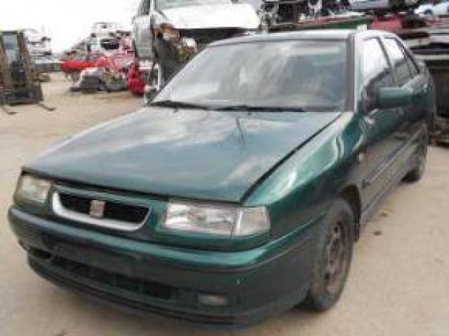 bontott SEAT TOLEDO Bal hátsó Ablak