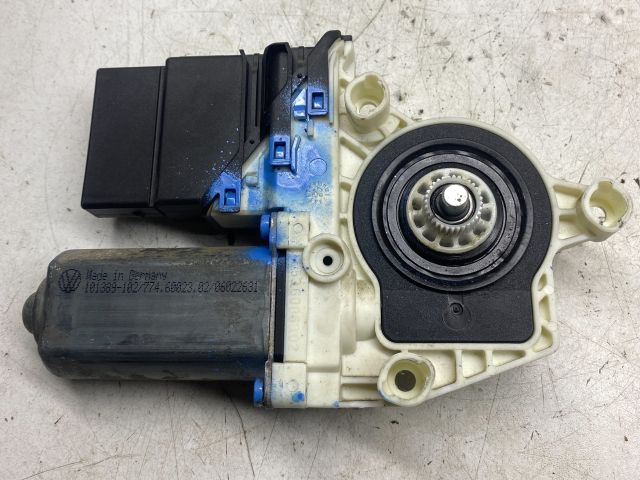 bontott SEAT TOLEDO Bal hátsó Ablakemelő Motor