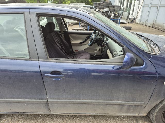 bontott SEAT TOLEDO Bal hátsó Ajtó (Részeivel)