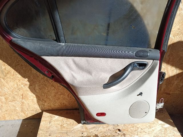 bontott SEAT TOLEDO Bal hátsó Ajtó (Részeivel)
