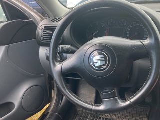 bontott SEAT TOLEDO Bal hátsó Ajtó (Üres lemez)