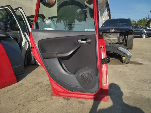 bontott SEAT TOLEDO Bal hátsó Ajtó (Üres lemez)