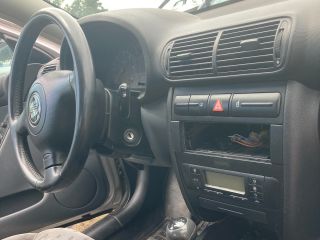 bontott SEAT TOLEDO Bal hátsó Ajtó (Üres lemez)