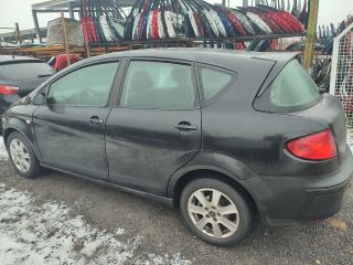 bontott SEAT TOLEDO Bal hátsó Ajtó (Üres lemez)