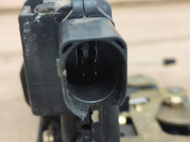 bontott SEAT TOLEDO Bal hátsó Ajtózár