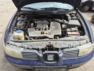 bontott SEAT TOLEDO Bal Visszapillantó Tükör (Mechanikus)