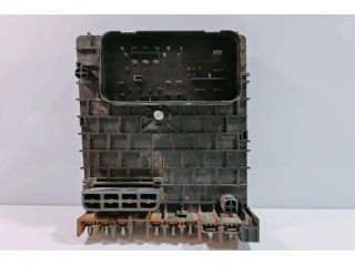 bontott SEAT TOLEDO Biztosítéktábla Utastér