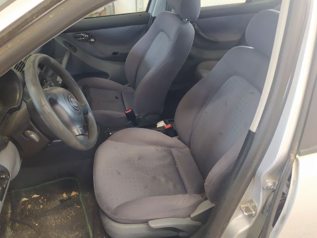 bontott SEAT TOLEDO Biztosítéktábla Utastér