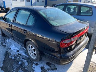 bontott SEAT TOLEDO Csomagtérajtó Burkolat (Részeivel)