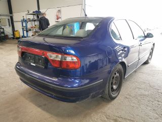 bontott SEAT TOLEDO Csomagtérajtó Gumikéder