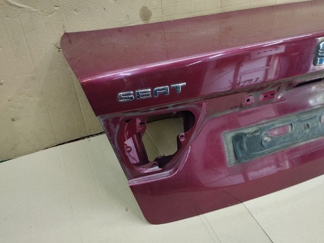 bontott SEAT TOLEDO Csomagtérajtó (Üres lemez)