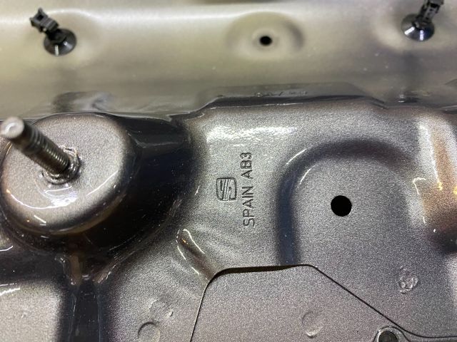 bontott SEAT TOLEDO Csomagtérajtó (Üres lemez)