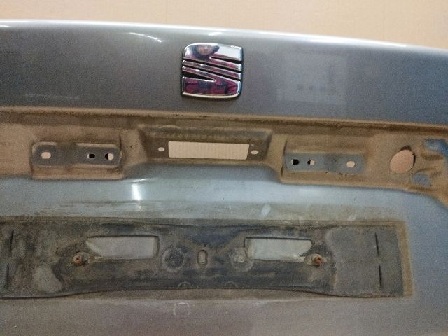 bontott SEAT TOLEDO Csomagtérajtó (Üres lemez)