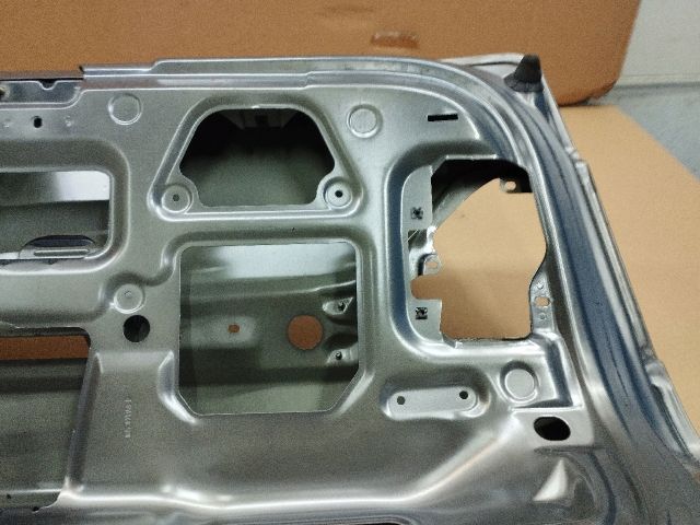 bontott SEAT TOLEDO Csomagtérajtó (Üres lemez)