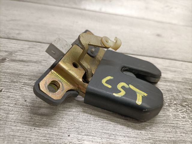 bontott SEAT TOLEDO Csomagtérajtó Zárszerkezet