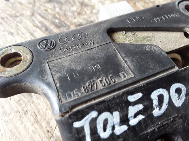 bontott SEAT TOLEDO Csomagtérajtó Zárszerkezet