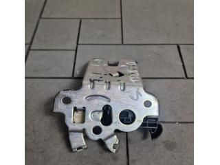 bontott SEAT TOLEDO Csomagtérajtó Zárszerkezet