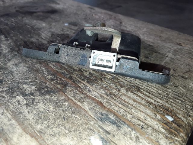 bontott SEAT TOLEDO Csomagtérajtó Zárszerkezet