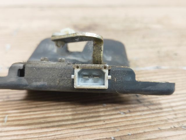 bontott SEAT TOLEDO Csomagtérajtó Zárszerkezet