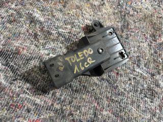 bontott SEAT TOLEDO Előtét Ellenállás Hűtőventilátor