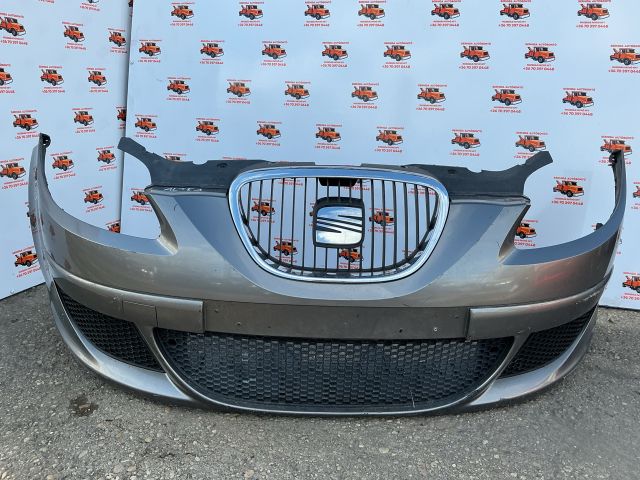 bontott SEAT TOLEDO Első Lökhárító (Részeivel)