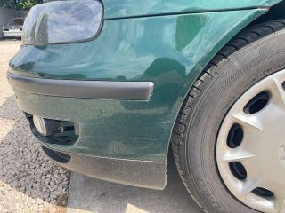 bontott SEAT TOLEDO Első Lökhárító (Részeivel)