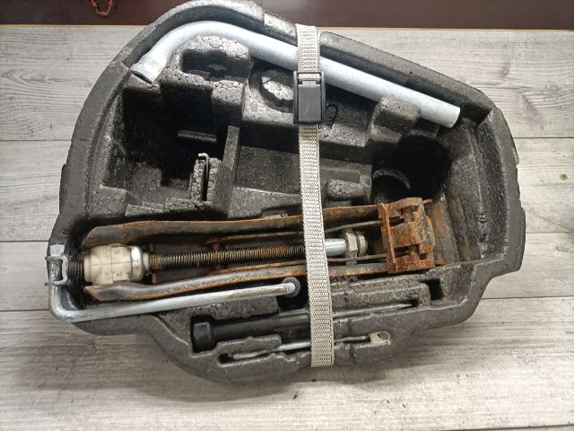 bontott SEAT TOLEDO Emelő