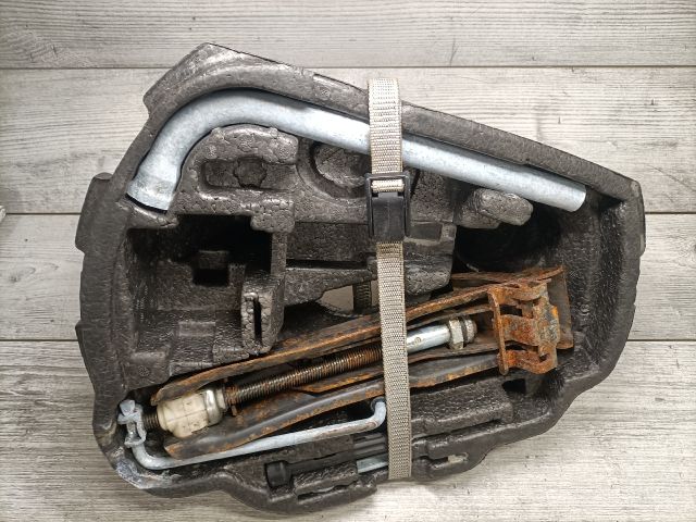 bontott SEAT TOLEDO Emelő