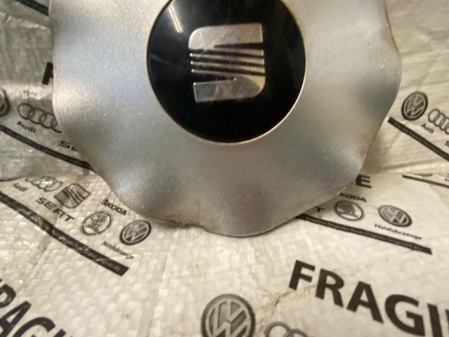 bontott SEAT TOLEDO Felniközép (1 db)