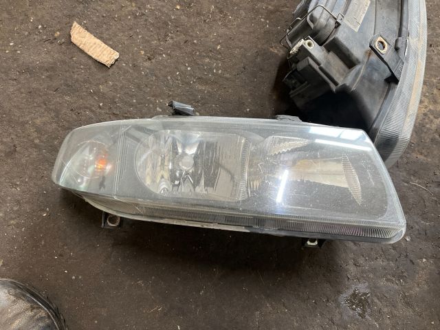 bontott SEAT TOLEDO Fényszóró Pár