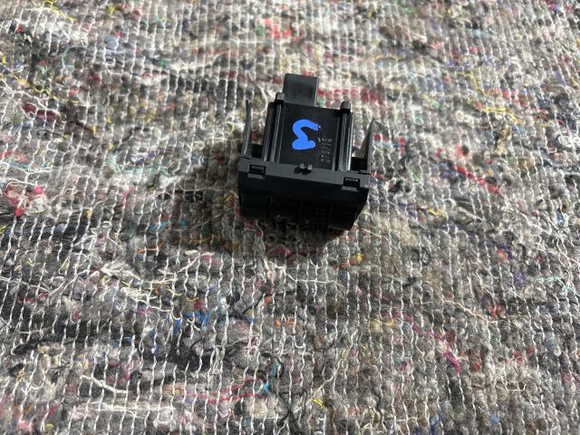 bontott SEAT TOLEDO Fényszórómagasság Állító Kapcsoló