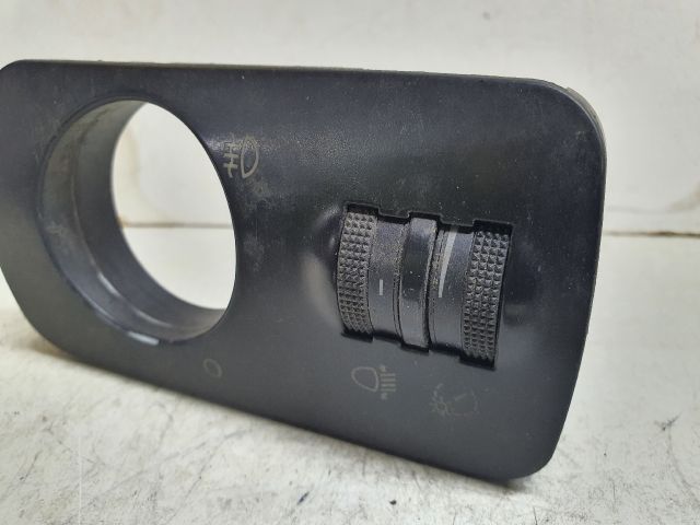 bontott SEAT TOLEDO Fényszórómagasság Állító Kapcsoló