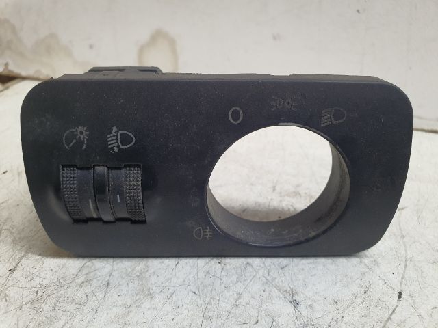 bontott SEAT TOLEDO Fényszórómagasság Állító Kapcsoló