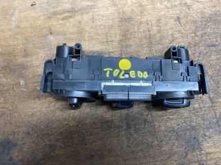 bontott SEAT TOLEDO Fűtéskapcsoló (manuális klímás)