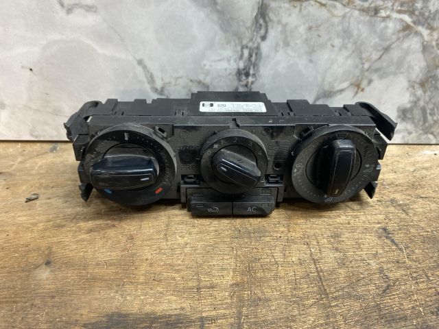 bontott SEAT TOLEDO Fűtéskapcsoló (manuális klímás)