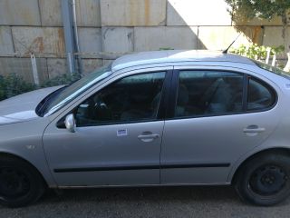 bontott SEAT TOLEDO Gázrugós Kitámasztó Teleszkóp Csomagtérajtó Jobb