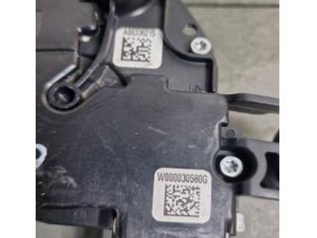 bontott SEAT TOLEDO Hátsó Ablaktörlő Motor