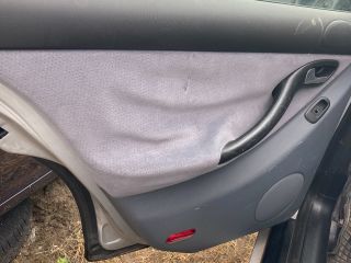 bontott SEAT TOLEDO Hátsó Hamutartó