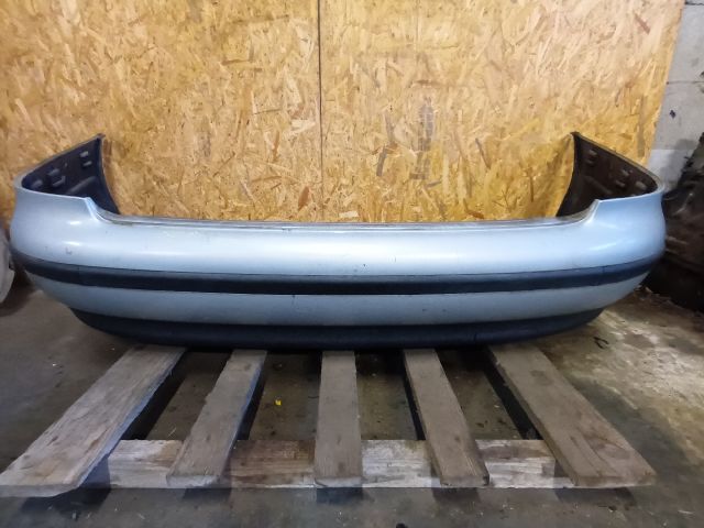 bontott SEAT TOLEDO Hátsó Lökhárító (Részeivel)