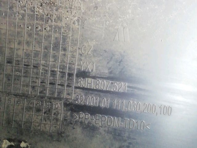 bontott SEAT TOLEDO Hátsó Lökhárító (Részeivel)