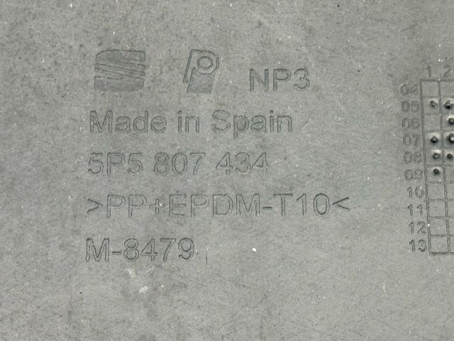 bontott SEAT TOLEDO Hátsó Lökhárító (Üresen)