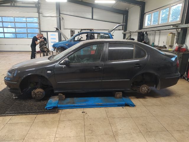 bontott SEAT TOLEDO Hátsó Szélvédő