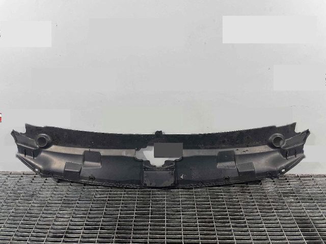 bontott SEAT TOLEDO Homlokfal Burkolat