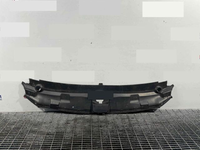 bontott SEAT TOLEDO Homlokfal Burkolat