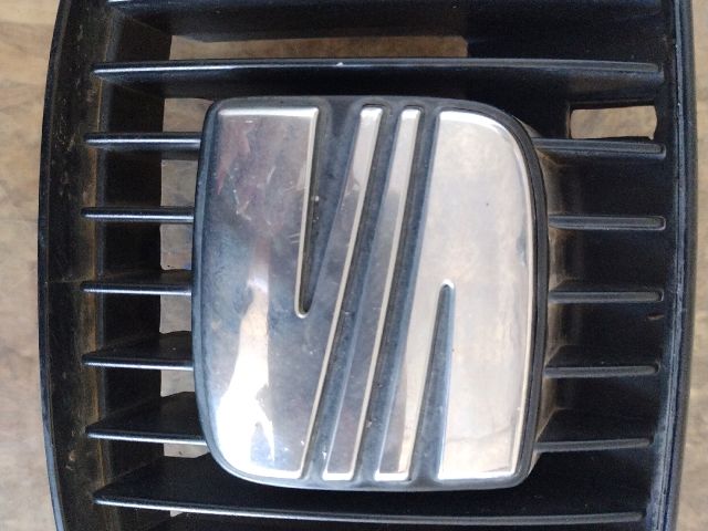 bontott SEAT TOLEDO Hűtőrács